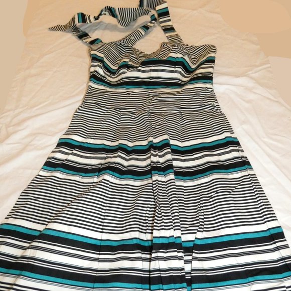 Striped SunDress, Summer Lightweight White House Black Market Quality Size 0 - Picture 7 of 11